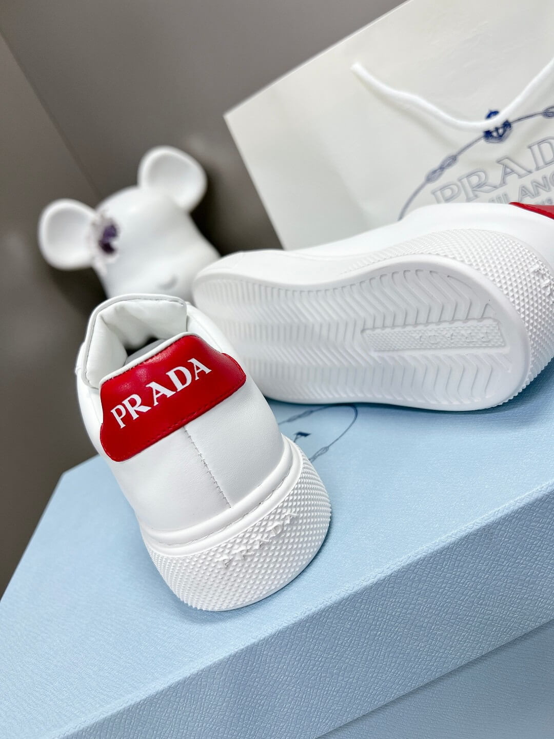 PR Sneakers