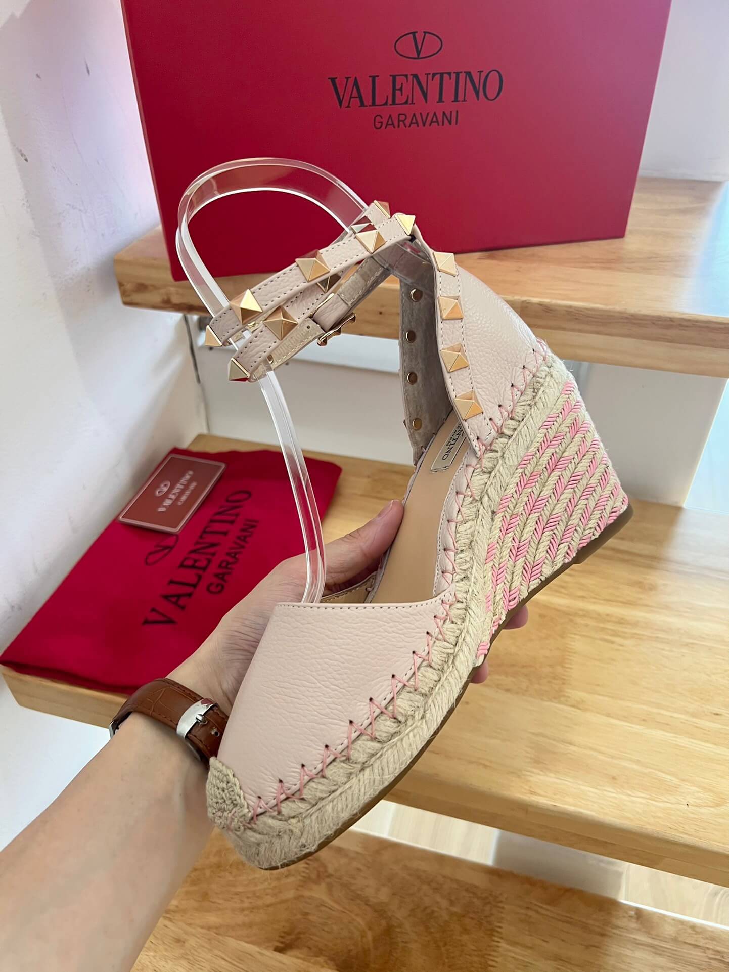 VALEN Wedges