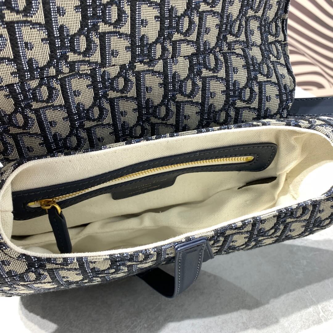 CD Saddle