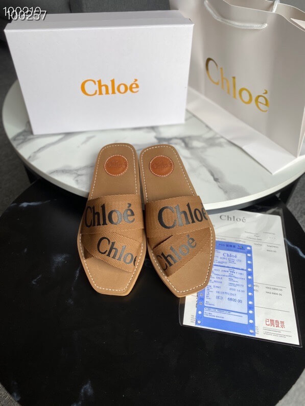 Chloe Slides