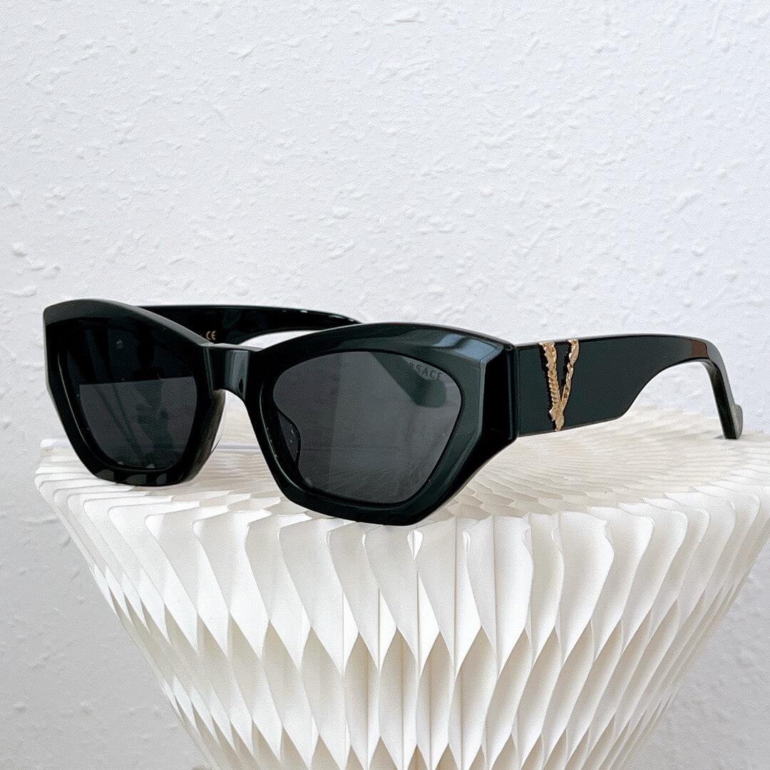 VS Sunglasses 4562