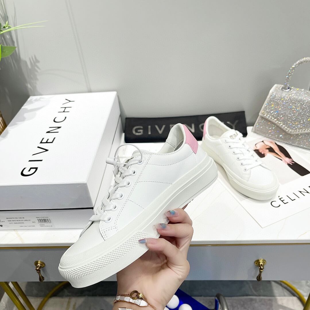 GVC Sneakers