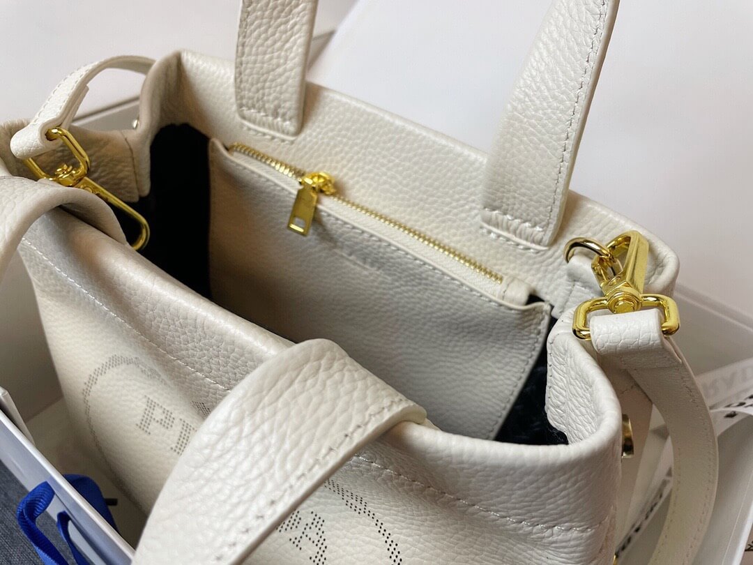 PR Tote