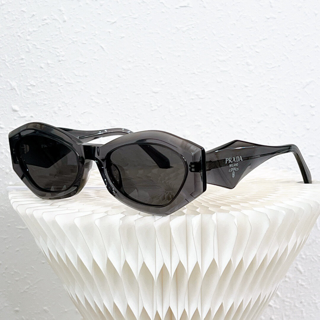PR Sunglasses PR18W