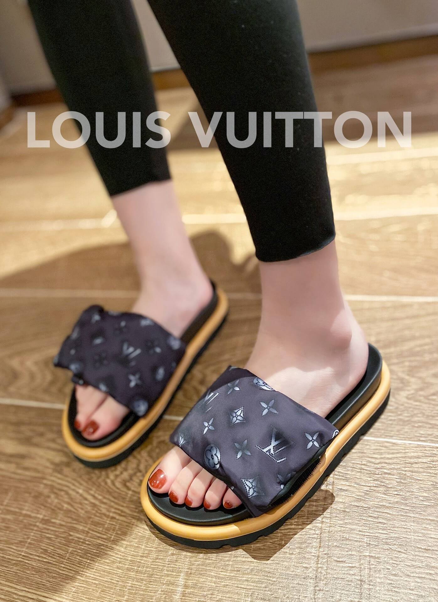 LOUIV Puffer Slides