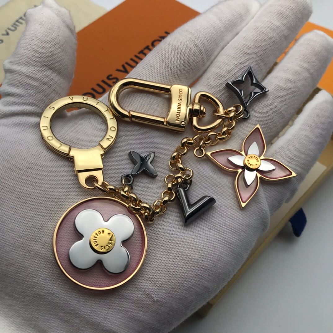 LOUIV Key Chain