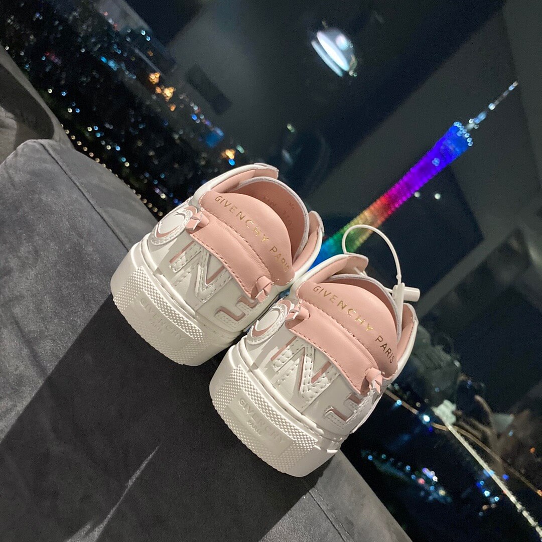 GVC Sneakers