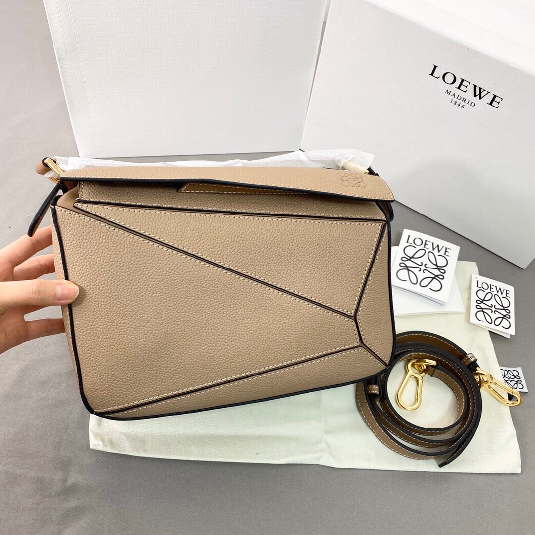 LOEW Puzzle Small 24