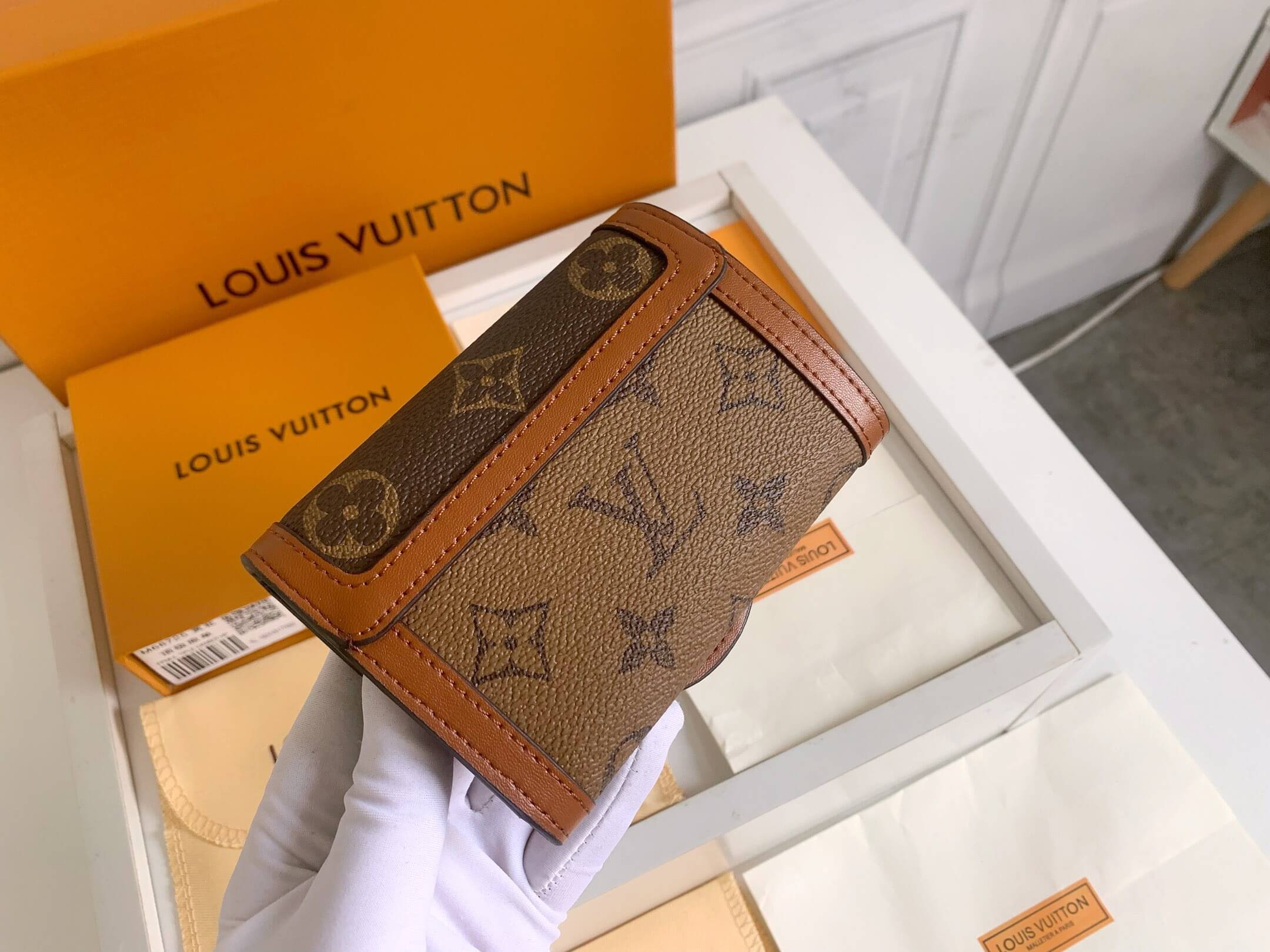 LOUIV Dauphine Wallet