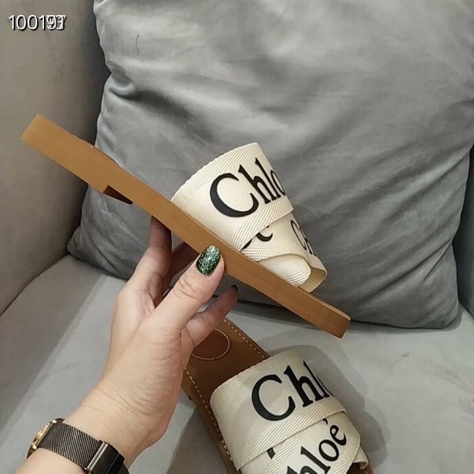 Chloe Slides