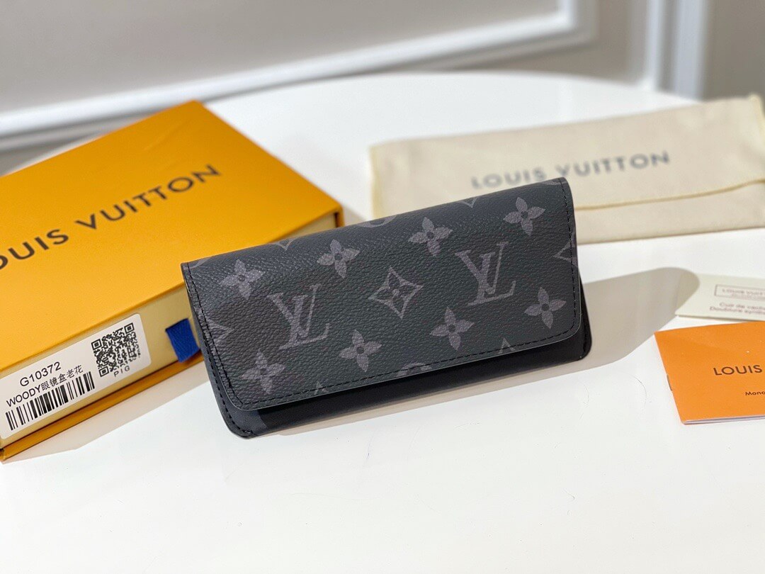 LOUIV Woody Sunglasses Case