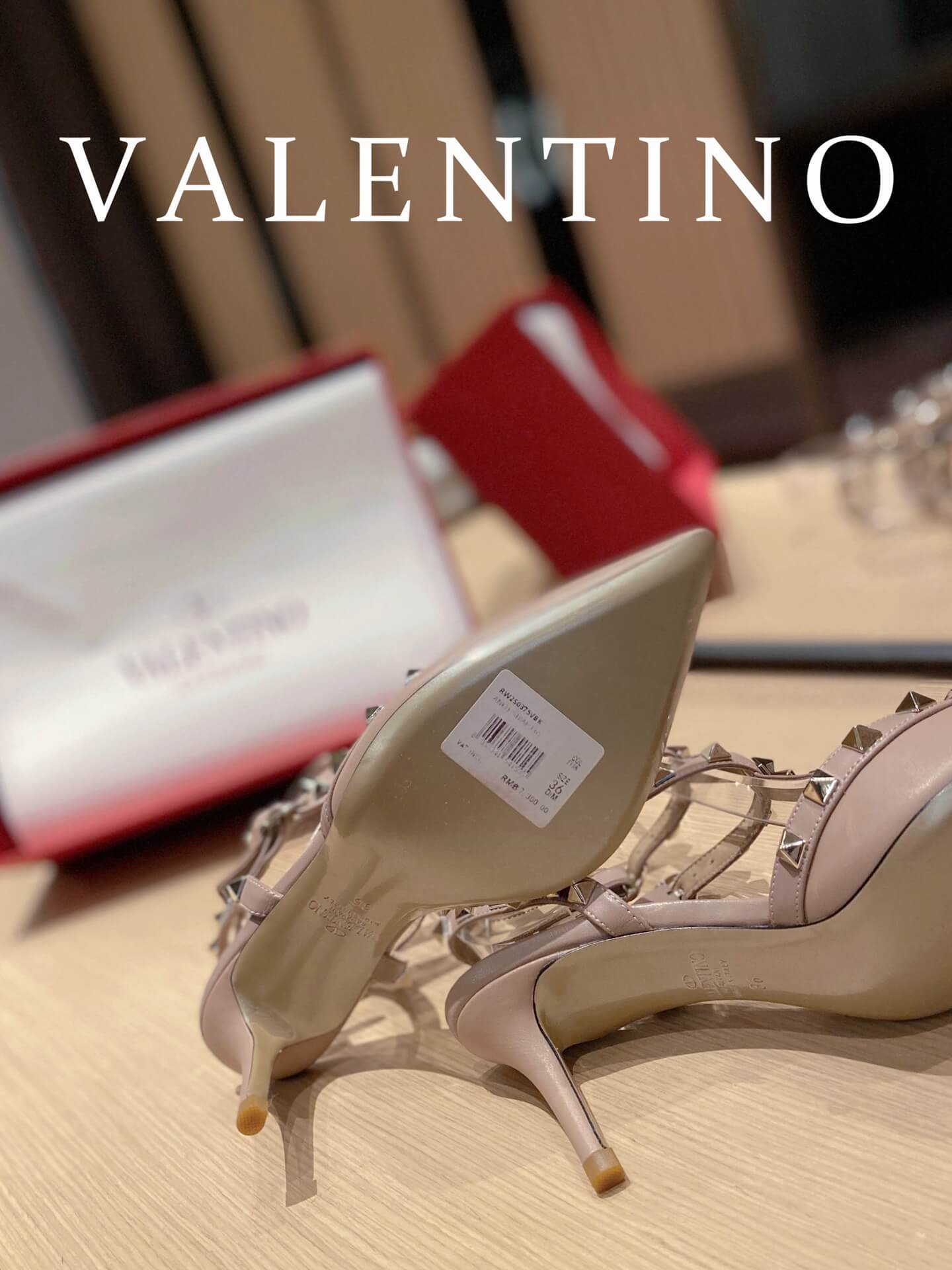 VALEN Rockstuds Mid Heels