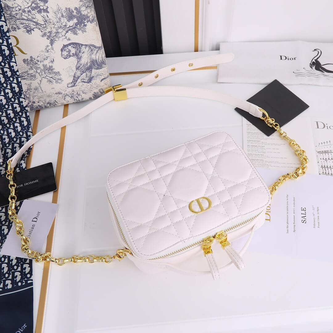 CD Caro Vanity