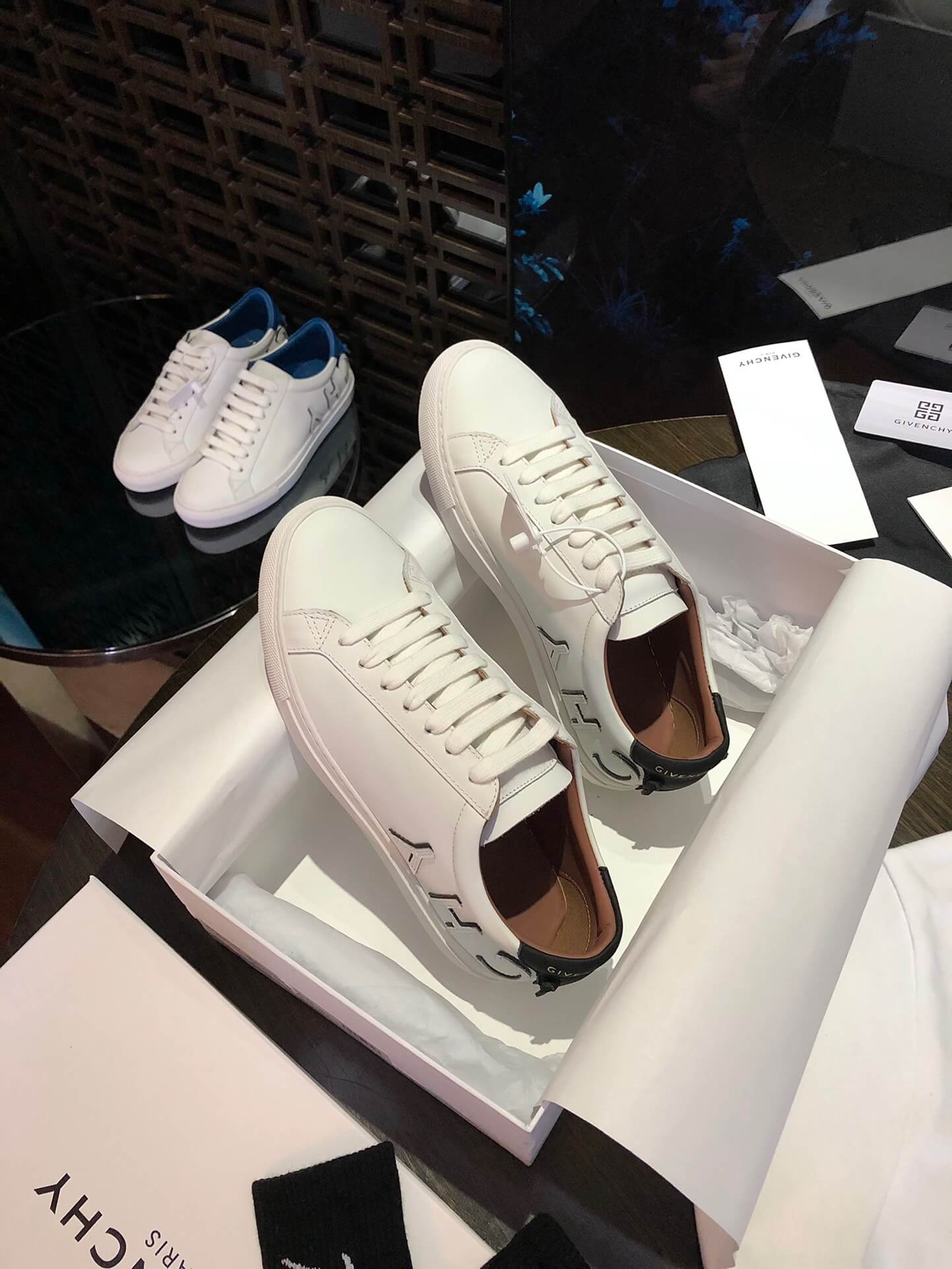 GVC Sneakers