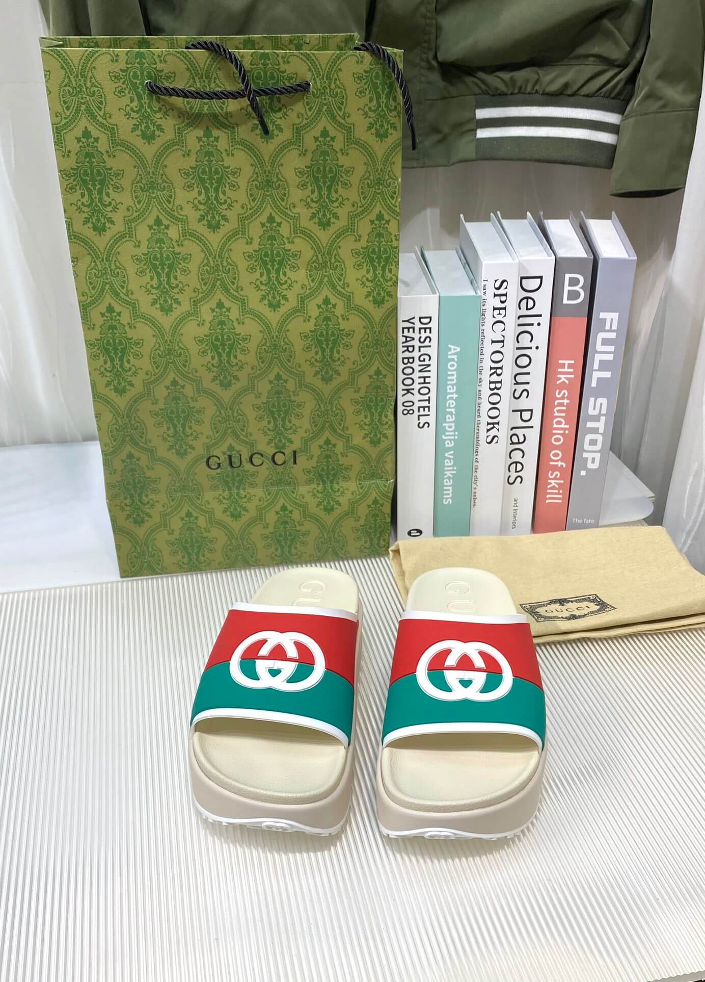 GG Rubber Platform Slides