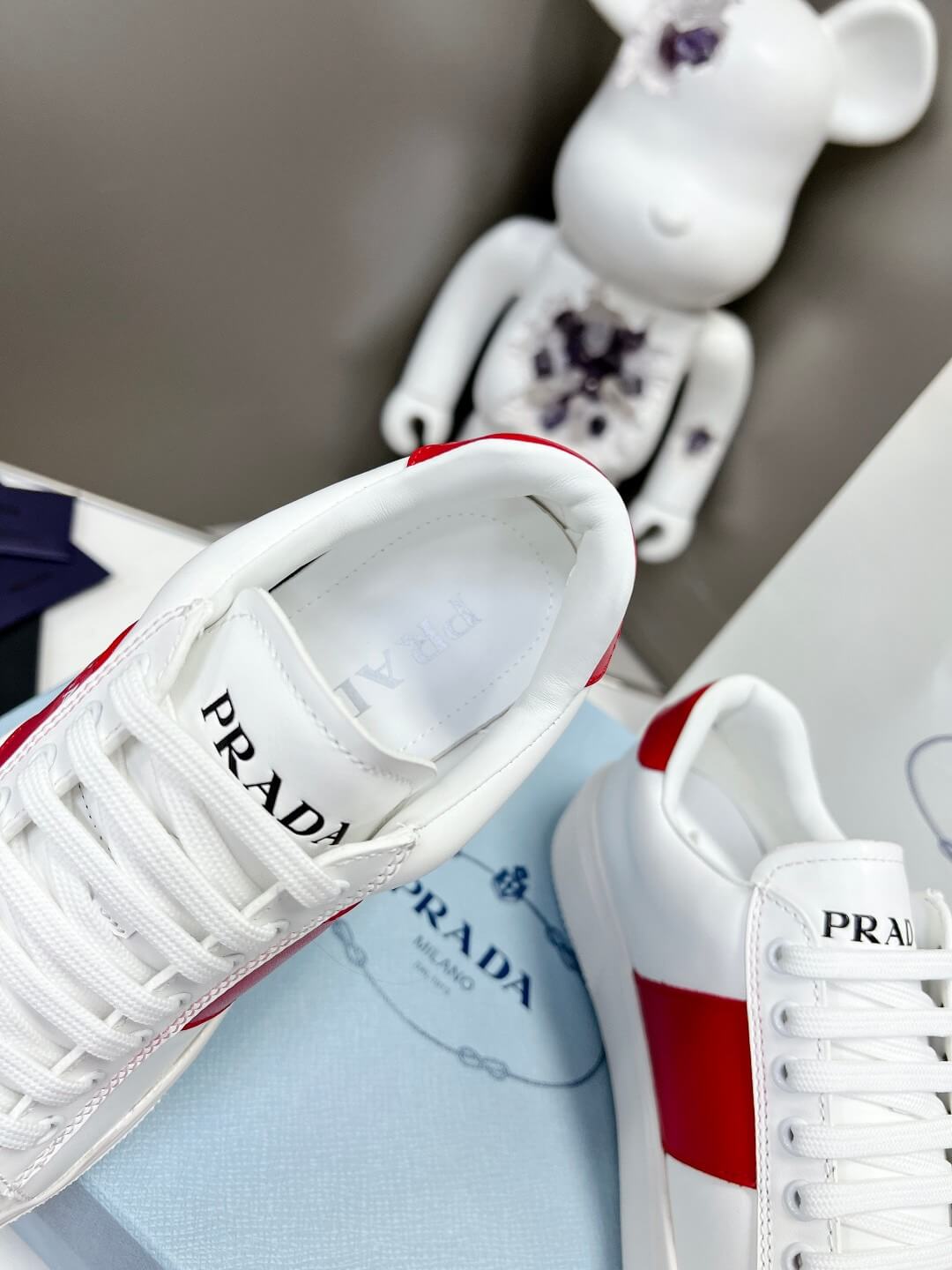 PR Sneakers