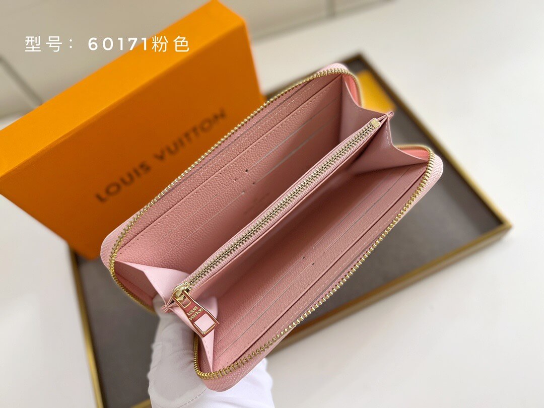 LOUIV Zippy Clemence Wallet