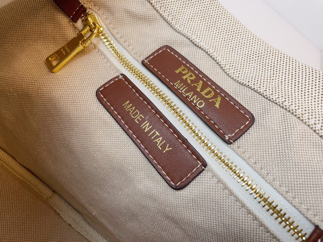 PR Canvas Tote
