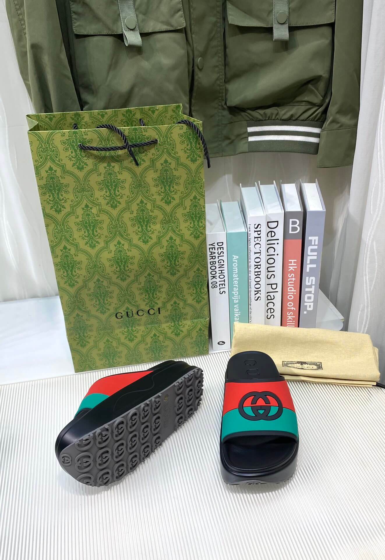 GG Rubber Platform Slides