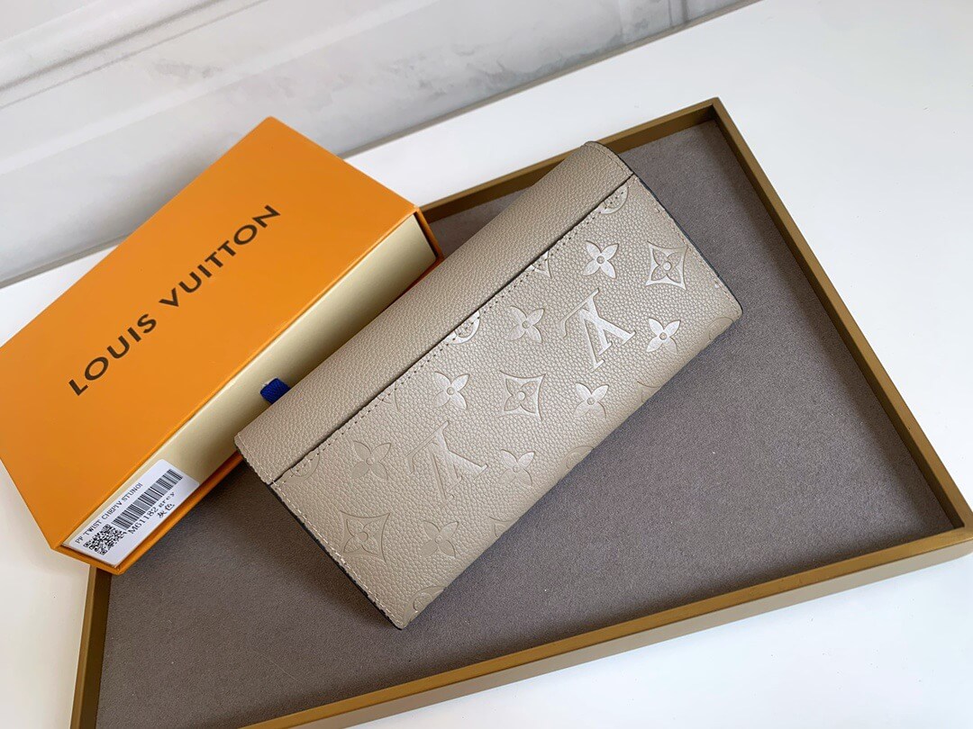 LOUIV Sarah Wallet