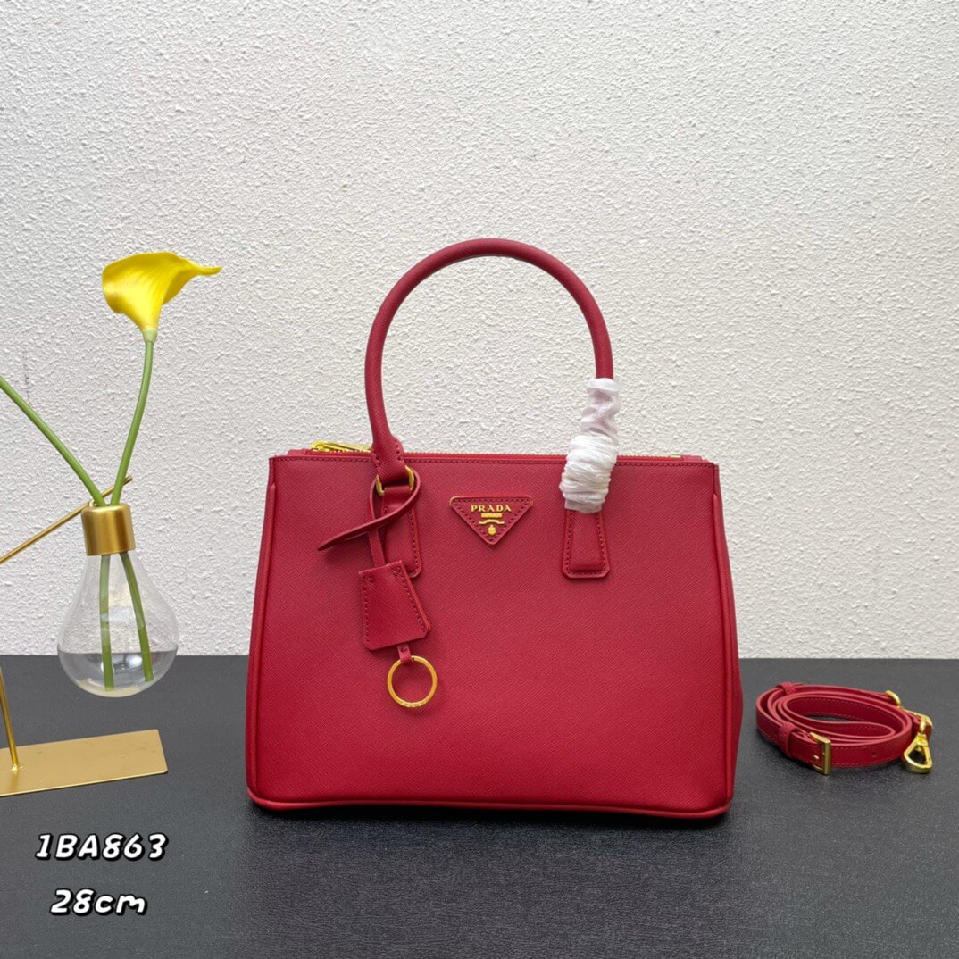 PR Saffiano Medium