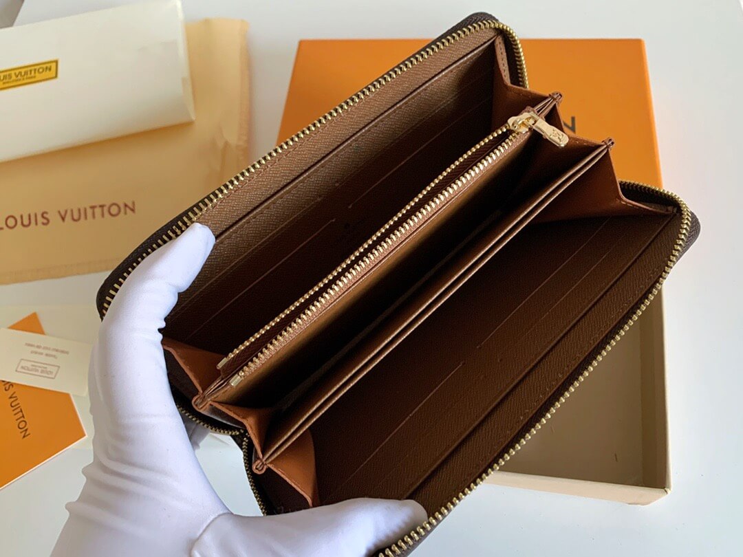 LOUIV Zippy Wallet