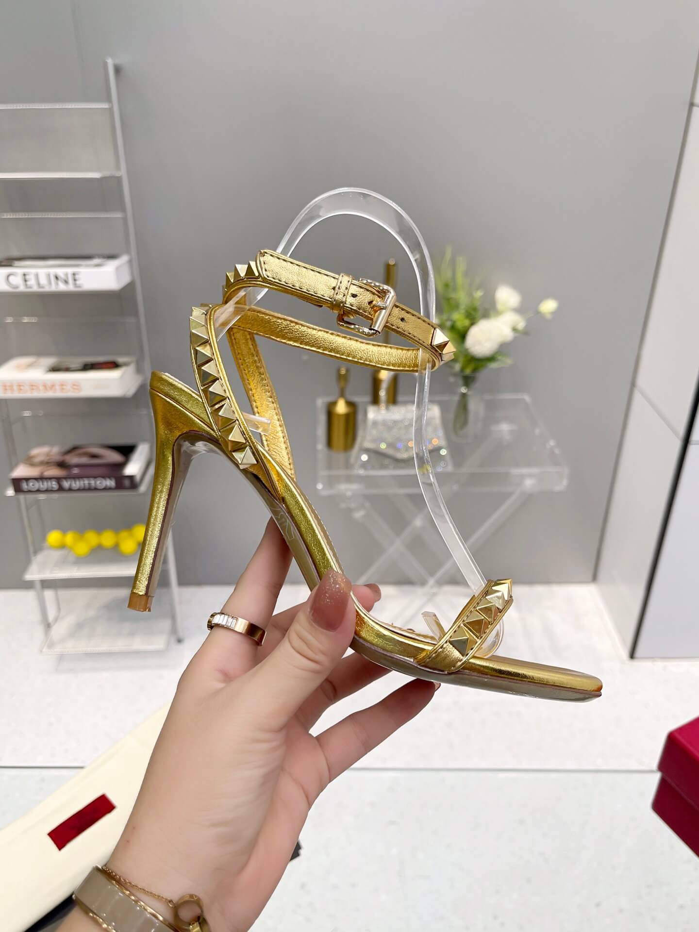 VALEN Heels