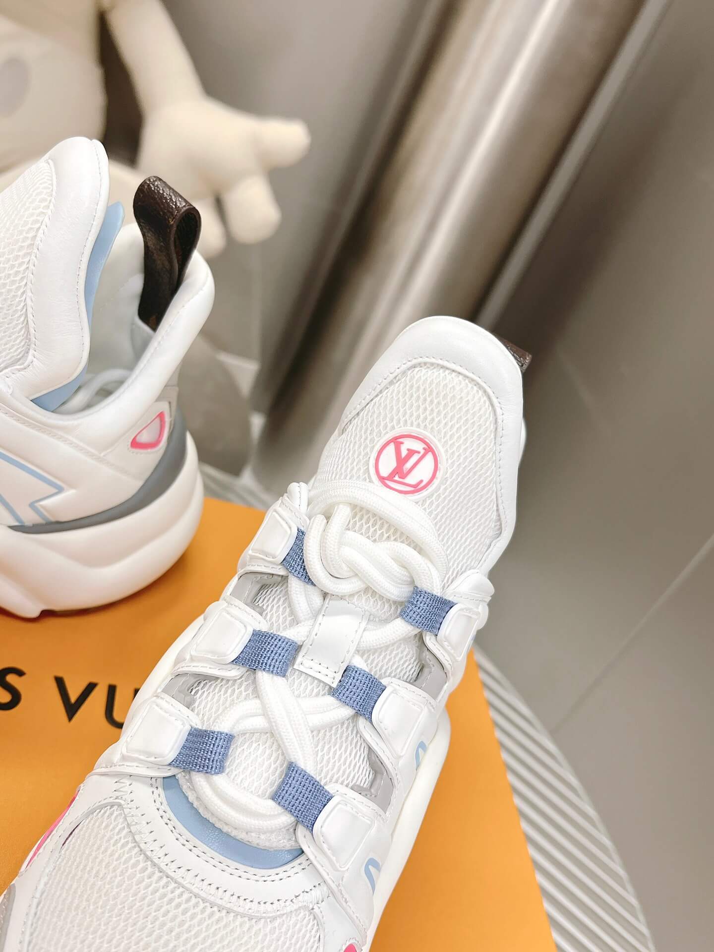 LOUIV Archlight Sneakers