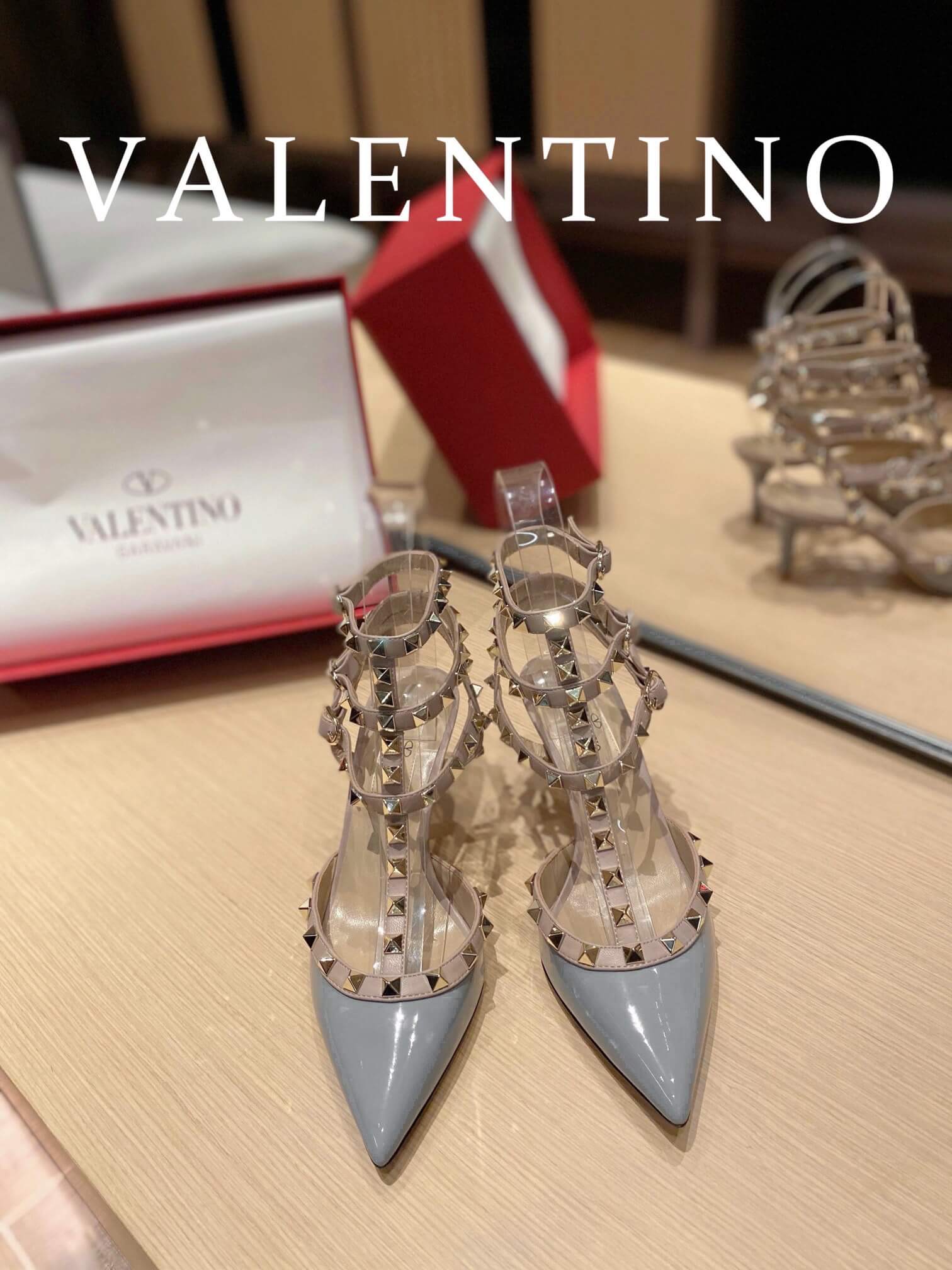 VALEN Rockstuds Mid Heels