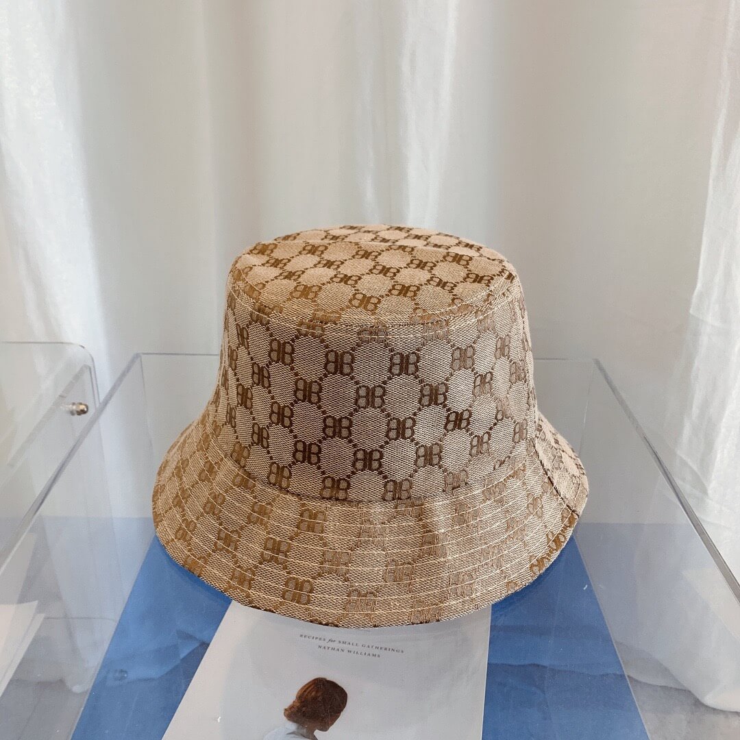 BALEN Bucket Hat