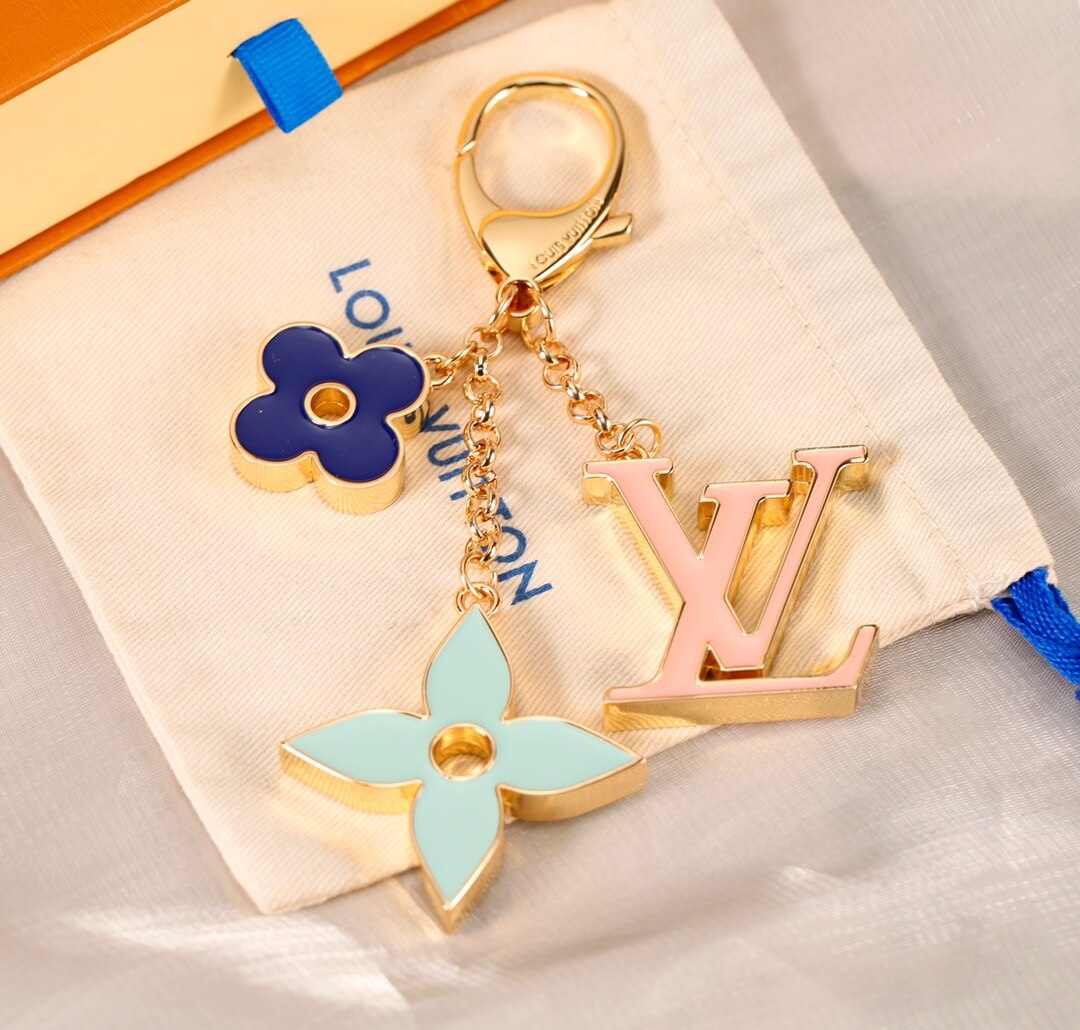 LOUIV Key Chain
