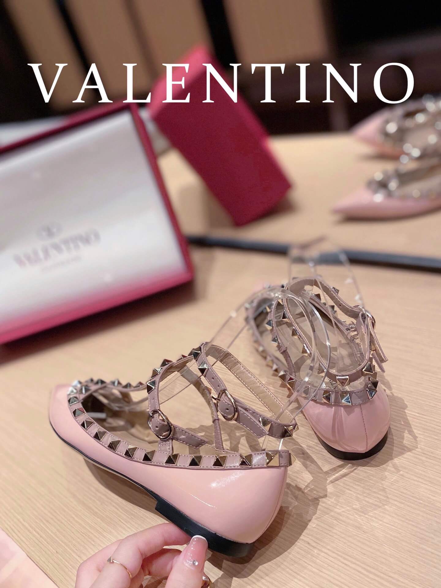 VALEN Rockstuds Sandals