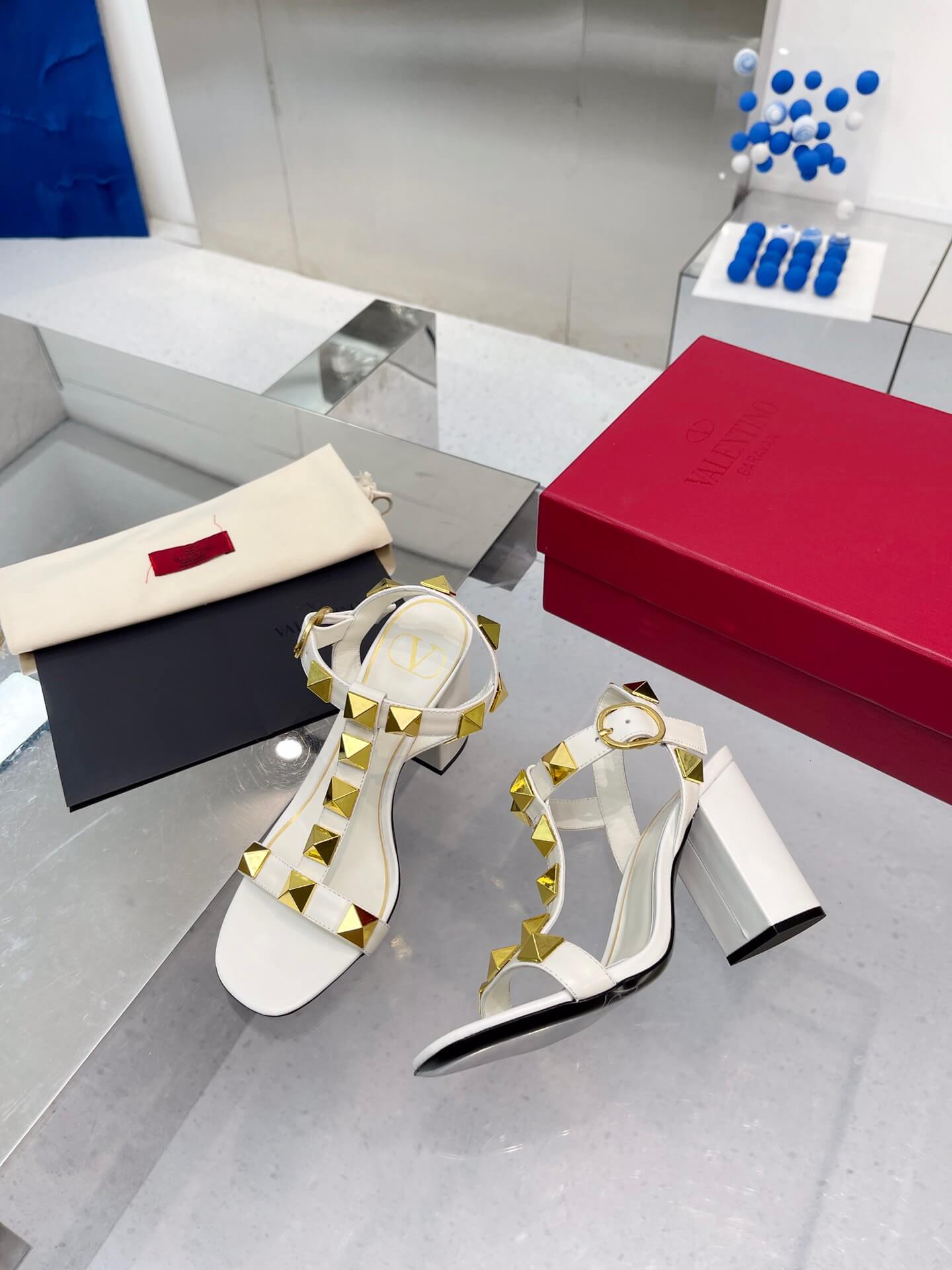 VALEN Chunky Studs Heels