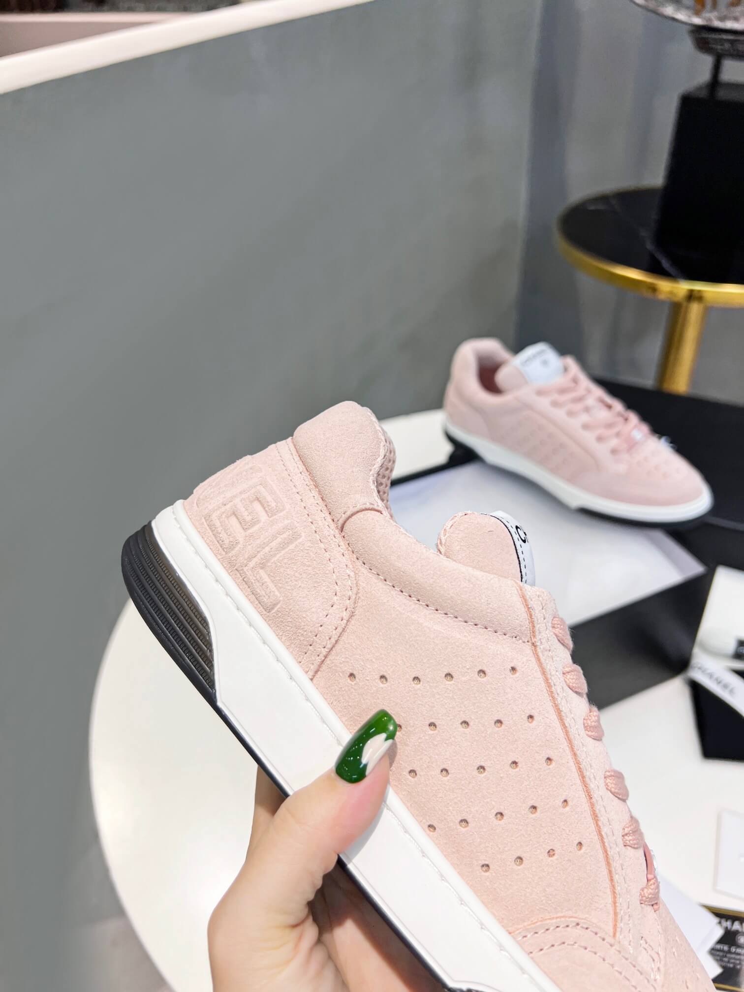 CC Sneakers