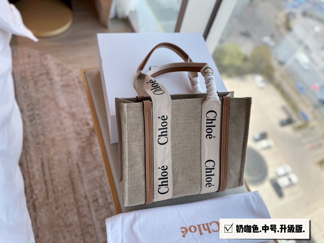Chloe Woody Tote Medium