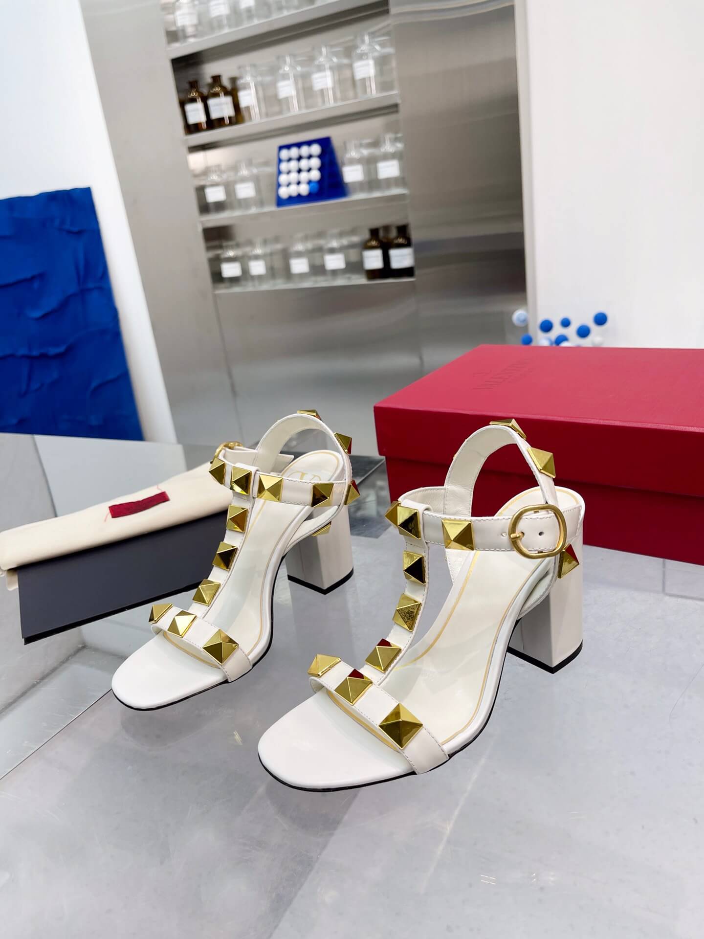 VALEN Chunky Studs Heels