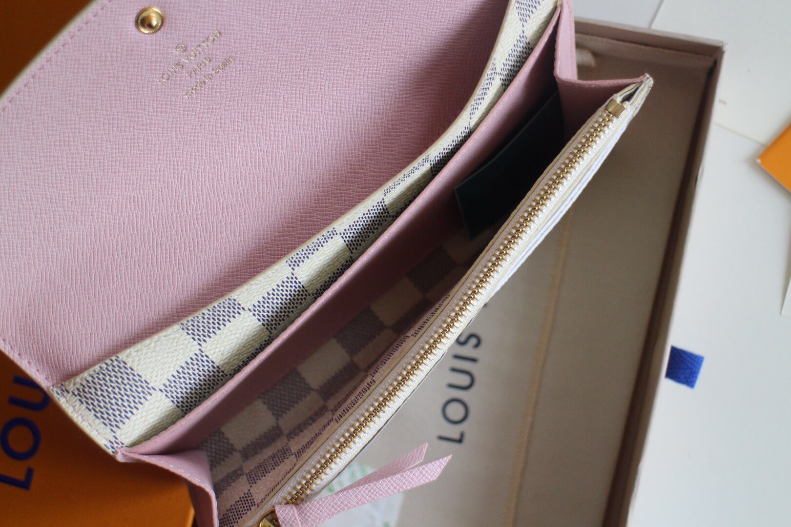 LOUIV Emilie Wallet