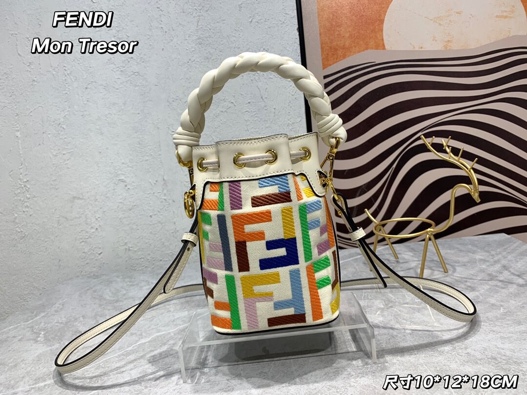 FD Mon Tresor Braided