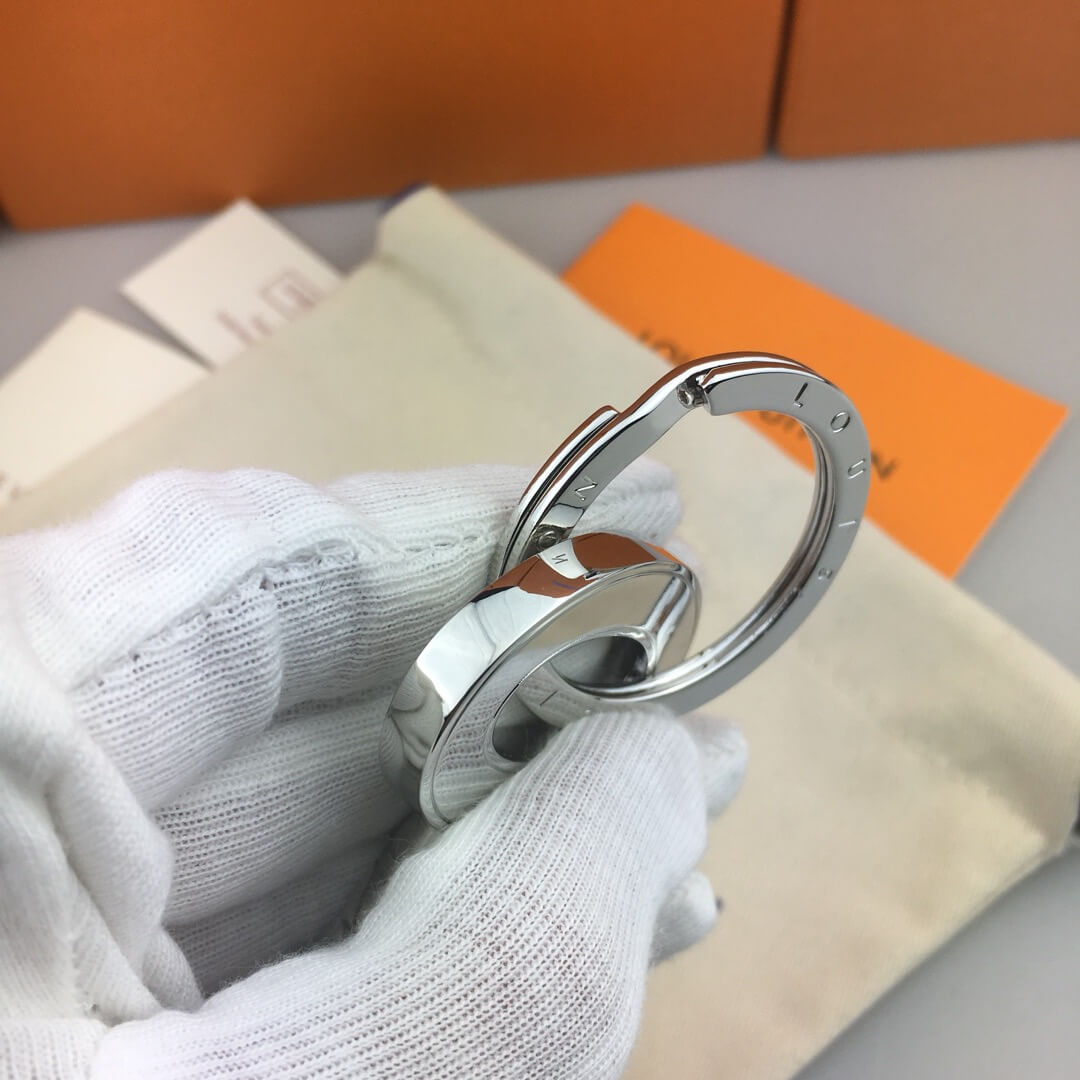 LOUIV Key Charm