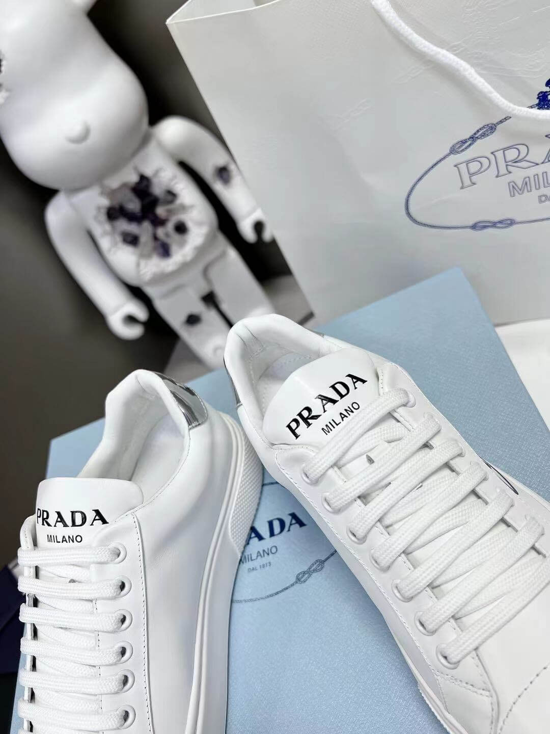 PR Sneakers