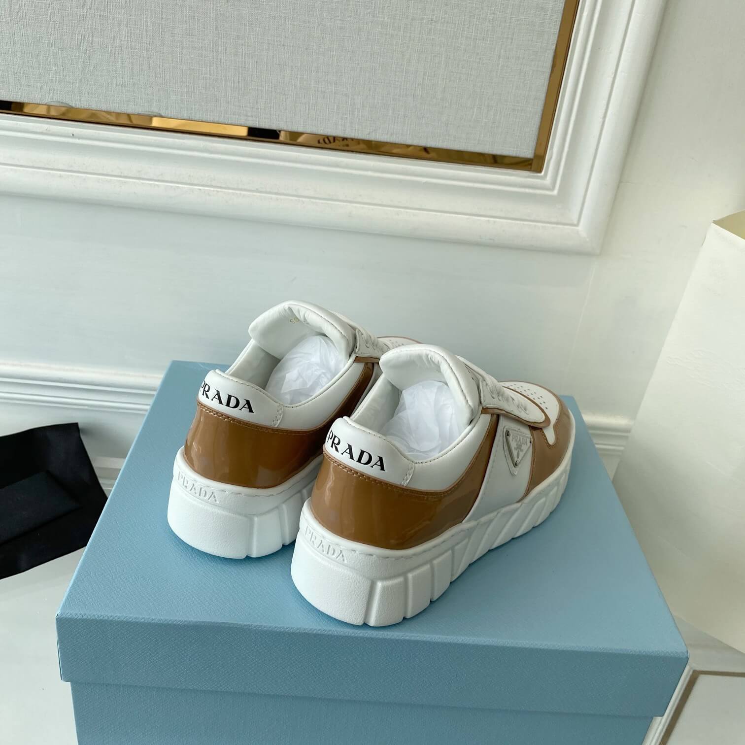 PR Sneakers