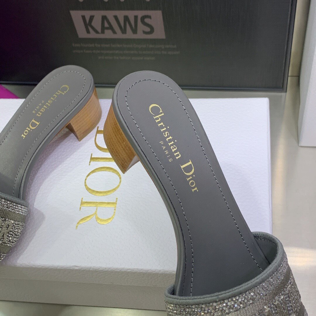 CD Dway Mules