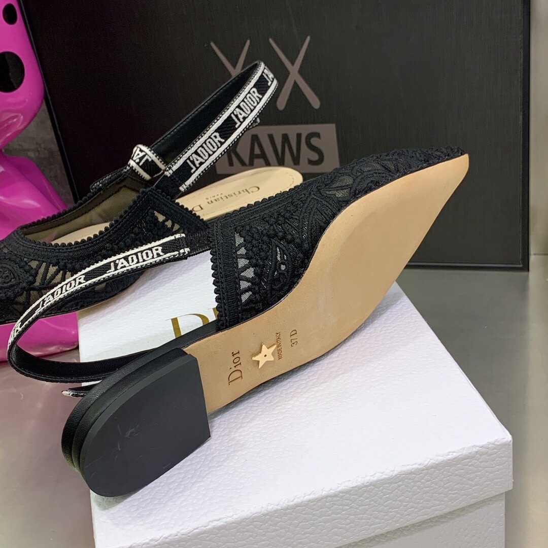 JaCD  Flats Macrame
