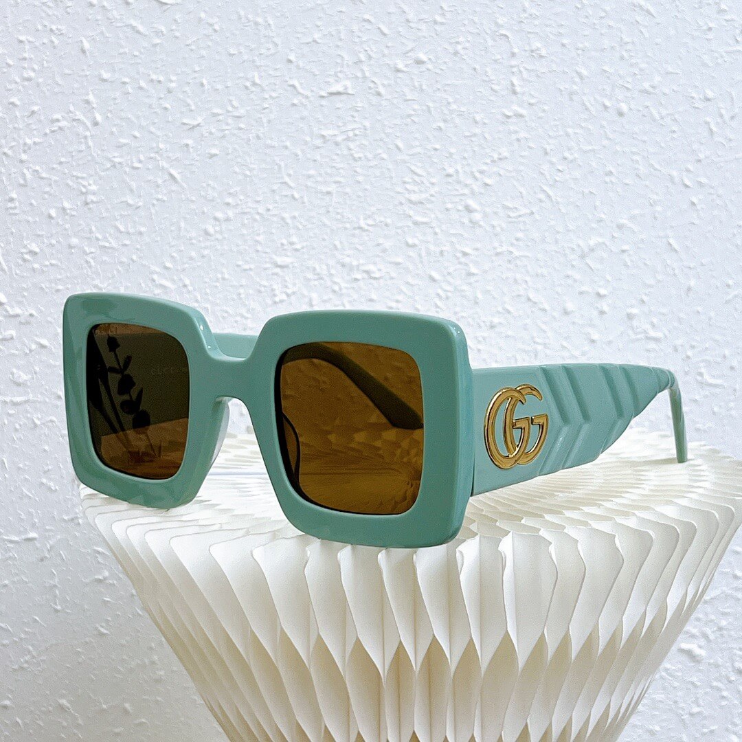 GG Sunglasses 0899