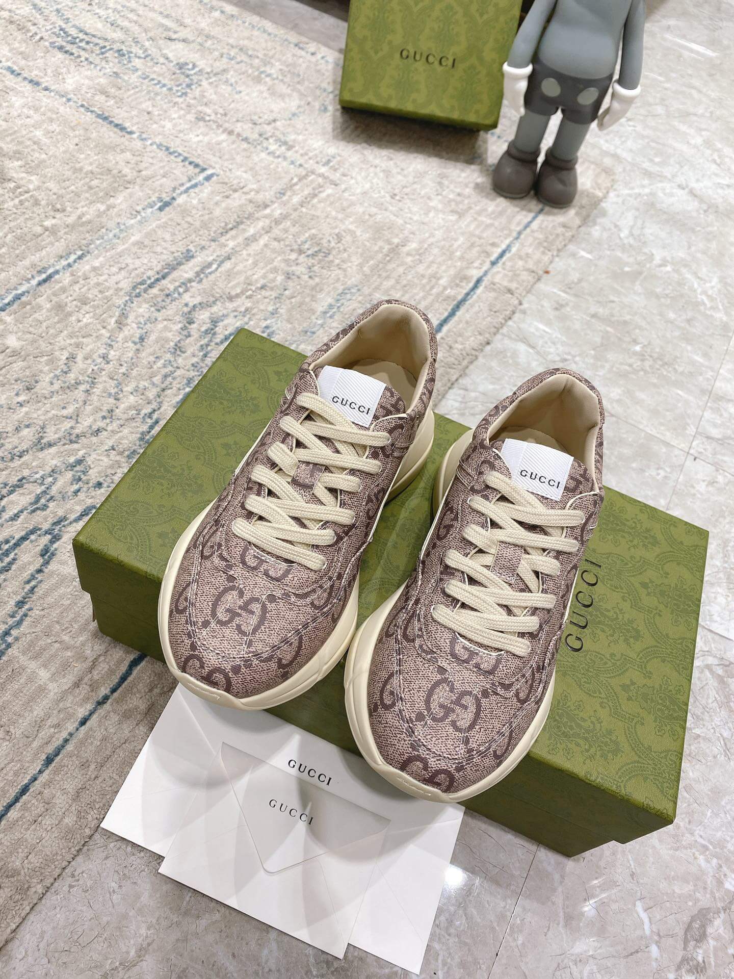 GG Rhyton Sneakers