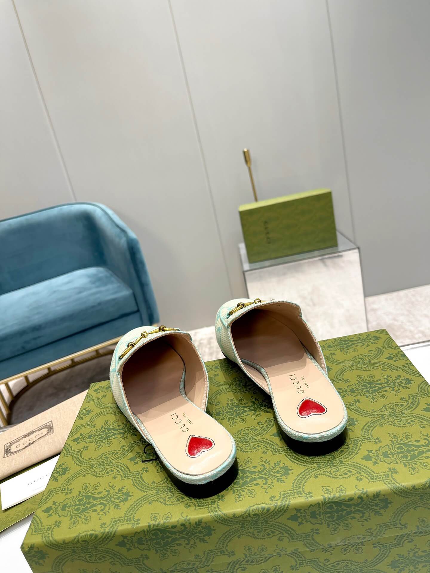 GG Slippers