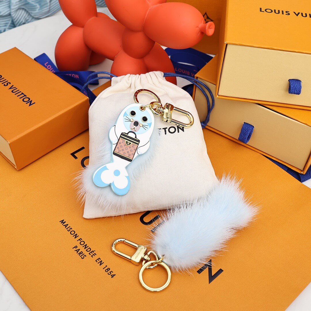 LOUIV Seal Fur Charm