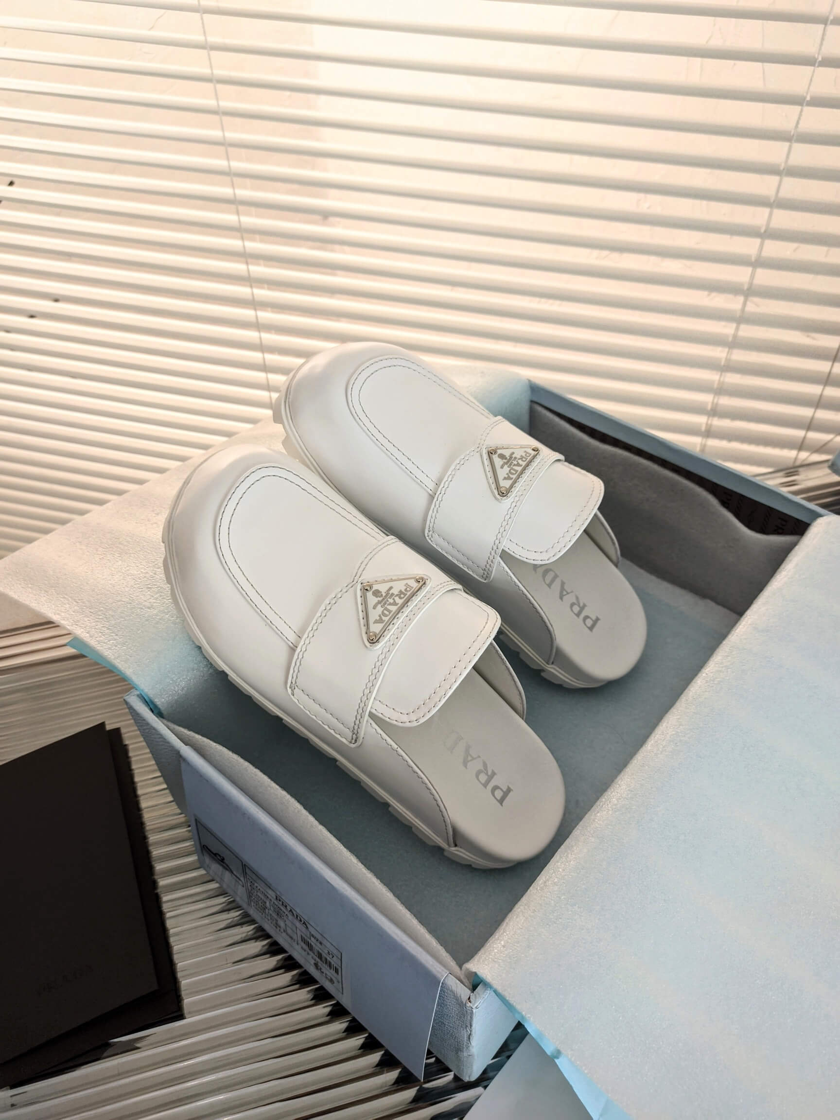 PR Slippers (shiny)