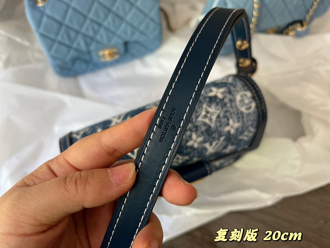 LOUIV Dauphine Small