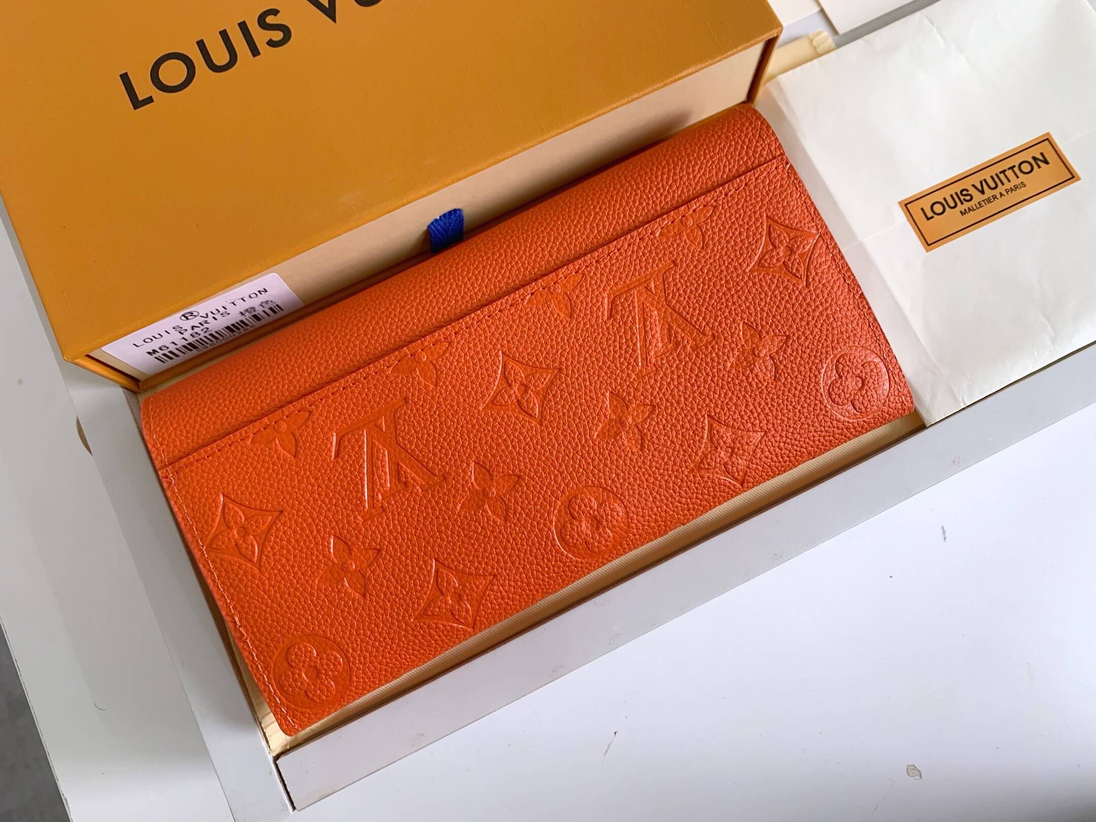 LOUIV Sarah Wallet